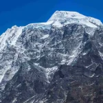 island peak climbing