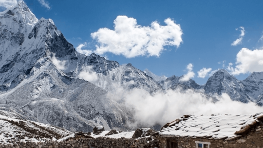 Ama Dablam Expedition – 19 Days