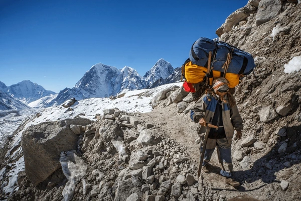 Everest Base Camp Trek Difficulty: Difficulty Level and How to Reduce It?